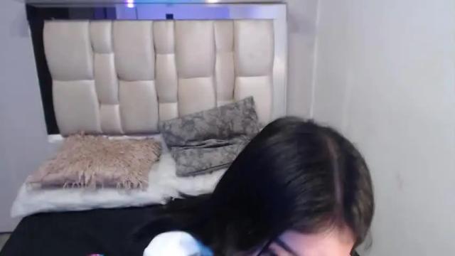 Image 8 of antonella__rouse Stream on Chaturbate on 14 months ago