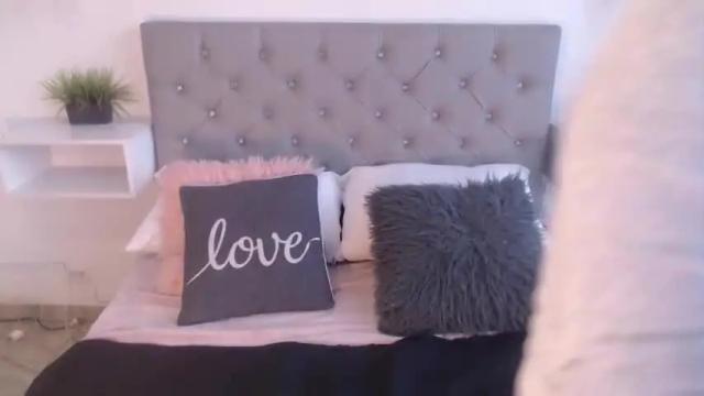 Image 4 of antonella__rouse Stream on Chaturbate on 13 months ago