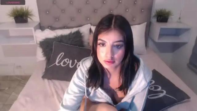 Image 11 of antonella__rouse Stream on Chaturbate on 13 months ago