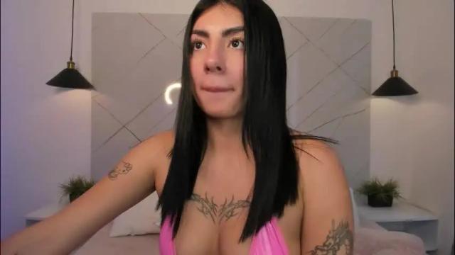 Image 8 of antonella__rouse Stream on Chaturbate on 2 months ago