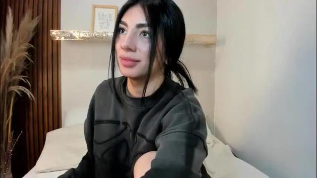 Image 4 of antonella__rouse Stream on Chaturbate on 21 days ago