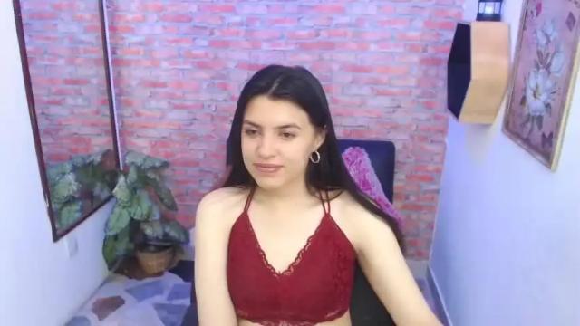 Image 4 of antonella_bennet Stream on Chaturbate on 25 months ago