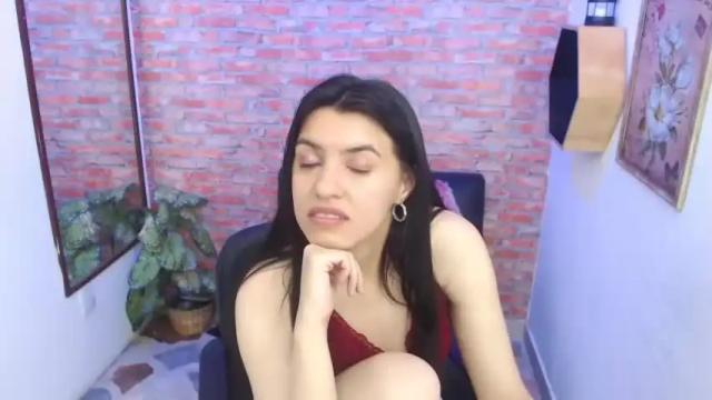 Image 6 of antonella_bennet Stream on Chaturbate on 25 months ago