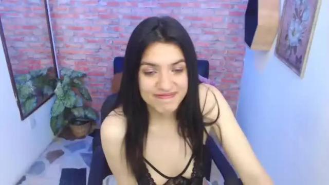 Image 7 of antonella_bennet Stream on Chaturbate on 25 months ago