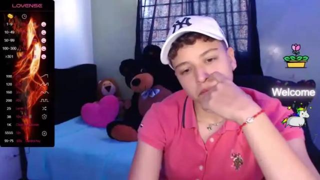Image 2 of antonella_cruz02 Stream on Chaturbate on 16 months ago