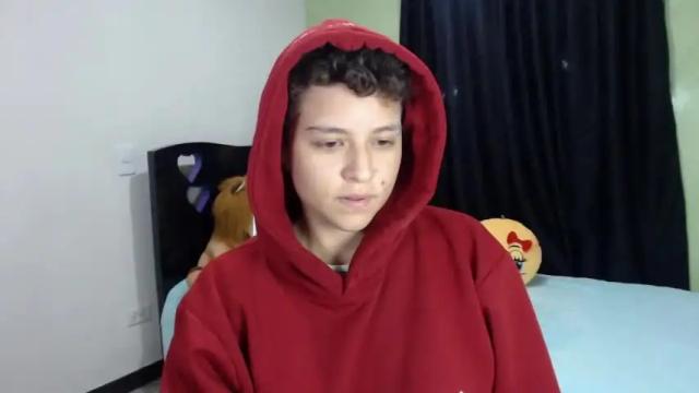 Image 3 of antonella_cruz02 Stream on Chaturbate on 13 months ago