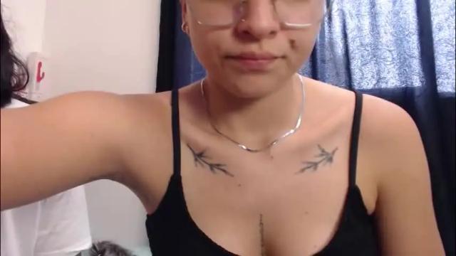 Image 10 of antonella_cruz02 Stream on Chaturbate on 1 month ago