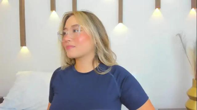 Image 11 of antonella_cutie_ Stream on Chaturbate on 1 month ago