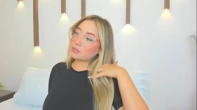 Image 7 of antonella_cutie_ Stream on Chaturbate on 25 days ago