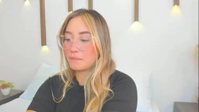 Image 4 of antonella_cutie_ Stream on Chaturbate on 15 days ago