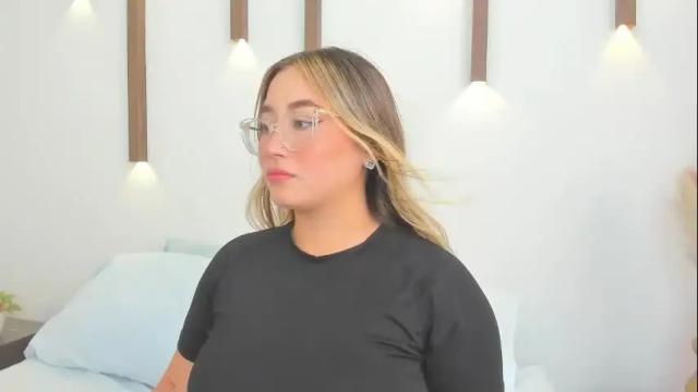 Image 7 of antonella_cutie_ Stream on Chaturbate on 8 days ago
