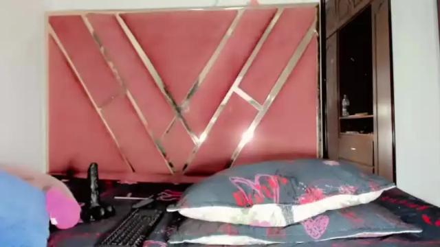 Image 6 of antonella_divala Stream on Chaturbate on 14 months ago