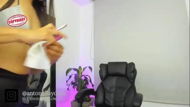 Image 8 of antonella_dom Stream on Chaturbate on 15 days ago