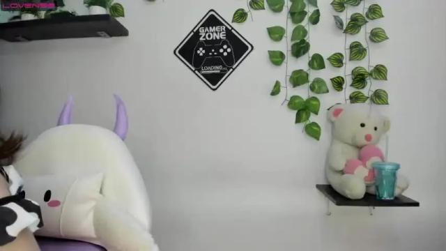 Thumbnail 1, antonella_heatherr's Stream at Chaturbate, 20 months ago