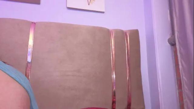 Image 12 of antonella_hotkiss Stream on Chaturbate on 3 months ago