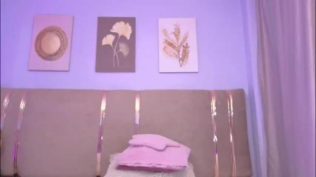 Image 4 of antonella_hotkiss Stream on Chaturbate on 2 months ago