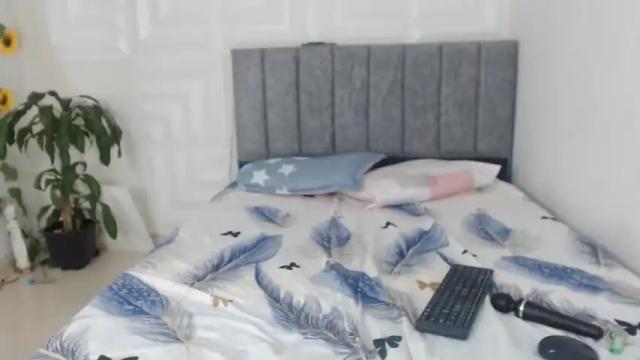 Image 4 of antonella_mcry Stream on Chaturbate on 13 months ago