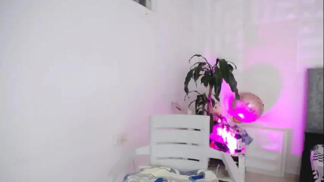 Image 2 of antonella_mcry Stream on Chaturbate on 15 days ago