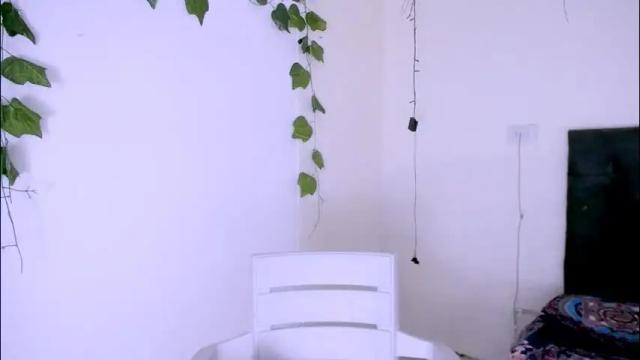 Image 4 of antonella_mcry Stream on Chaturbate on 1 month ago