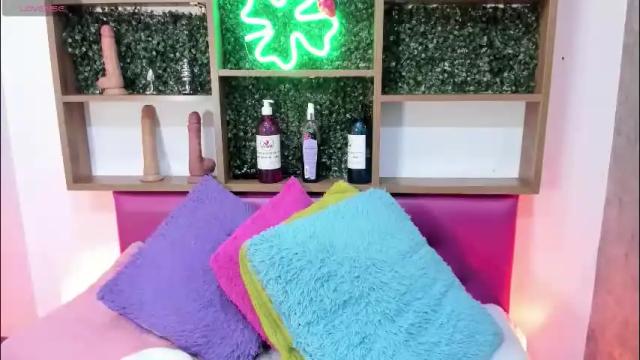 Thumbnail 1, antonella_ponce's Stream at Chaturbate, 2 months ago