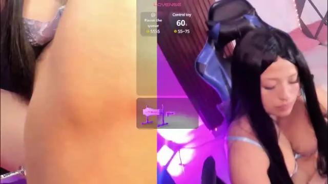 Image 4 of antonella_ponce Stream on Chaturbate on 2 months ago