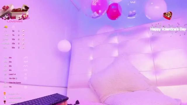 Image 7 of antonella_roose Stream on Chaturbate on 14 months ago