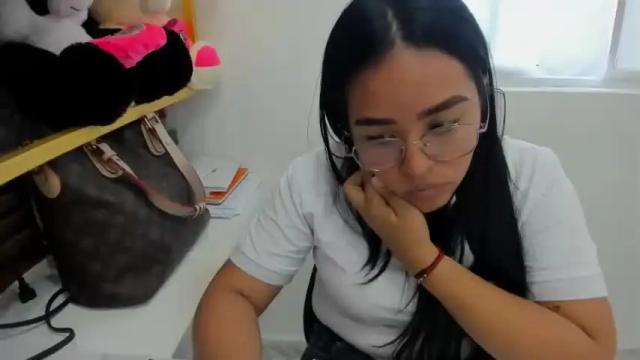 Image 10 of antonella_sweet3 Stream on Chaturbate on 14 months ago