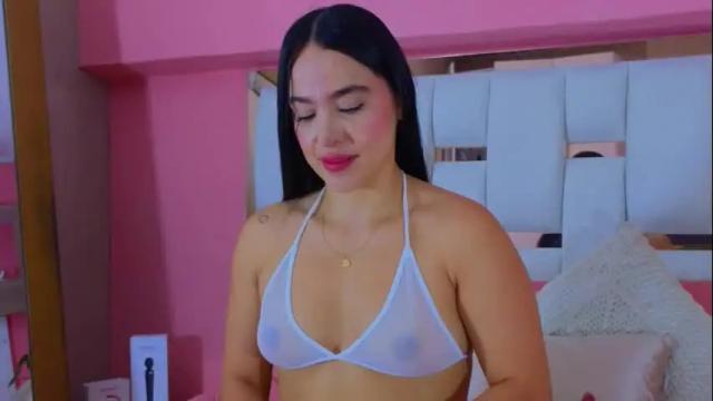 Image 4 of antonellaa_hanks Stream on Chaturbate on 1 day ago
