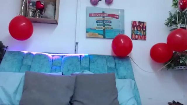 Image 7 of antonellaa_lux Stream on Chaturbate on 25 months ago