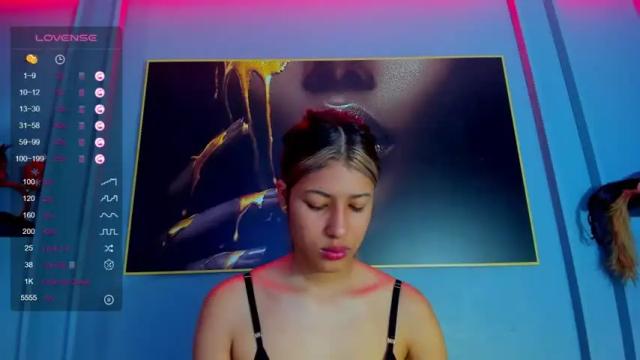 Image 4 of antonellabaker_ Stream on Chaturbate on 22 months ago