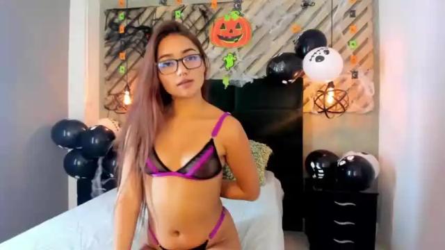 Image 3 of antonellaevans__ Stream on Chaturbate on 20 months ago