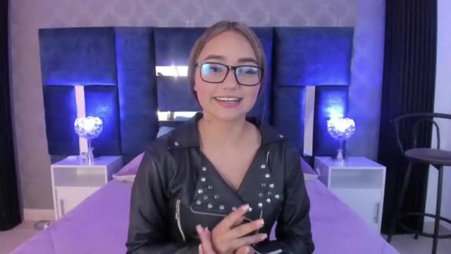 Image 11 of antonellaevans__ Stream on Chaturbate on 18 months ago