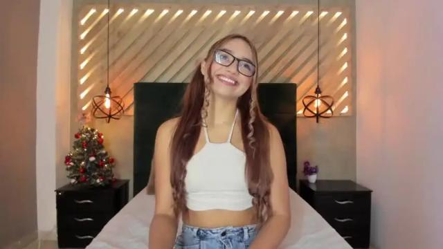 Image 3 of antonellaevans__ Stream on Chaturbate on 18 months ago