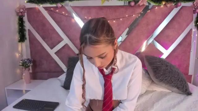 Image 2 of antonellaevans__ Stream on Chaturbate on 18 months ago