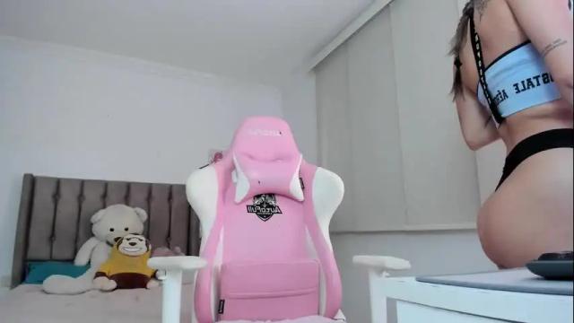 Image 3 of antonellagoddess Stream on Chaturbate on 16 days ago
