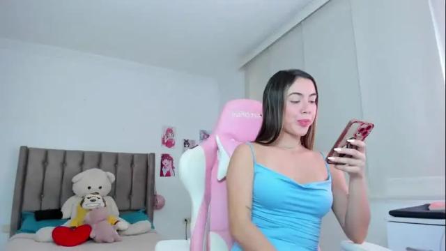 Image 12 of antonellagoddess Stream on Chaturbate on 14 days ago