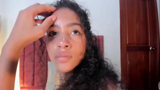 Image 6 of antonellahall_ Stream on Chaturbate on 1 month ago