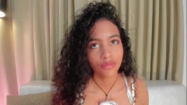 Image 7 of antonellahall_ Stream on Chaturbate on 3 days ago