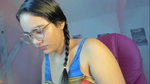 Image 8 of antonellakling_ Stream on Chaturbate on 1 month ago