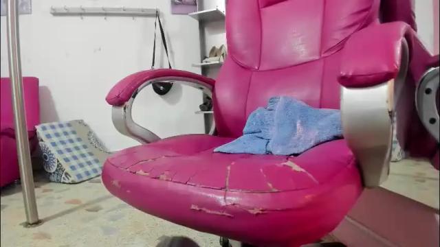 Image 3 of antonellakling_ Stream on Chaturbate on 24 days ago