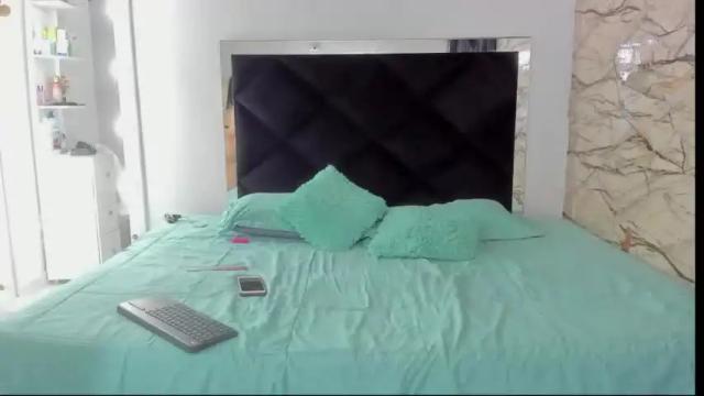 Image 4 of antonellapinkx Stream on Chaturbate on 17 months ago