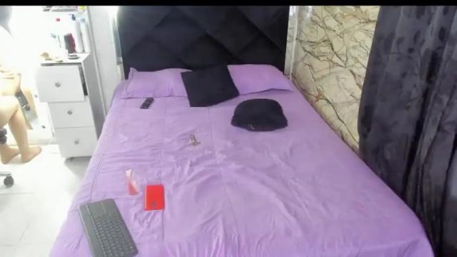 Image 6 of antonellapinkx Stream on Chaturbate on 13 months ago