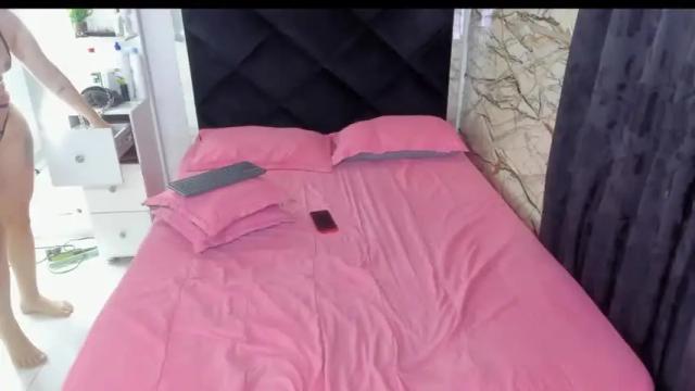 Image 10 of antonellapinkx Stream on Chaturbate on 13 months ago