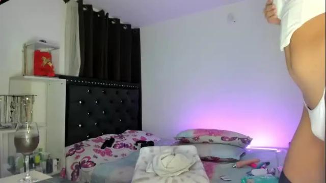 Image 3 of antonellaporter Stream on Chaturbate on 21 days ago