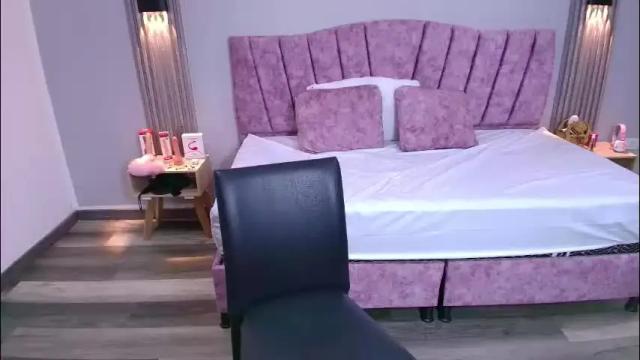 Image 8 of antonellarosss Stream on Chaturbate on 1 month ago