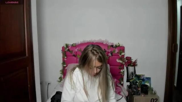 Thumbnail 1, antonellarosss's Stream at Chaturbate, 1 day ago