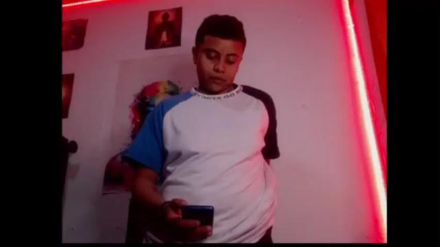 Image 4 of antonhy1020 Stream on Chaturbate on 15 months ago