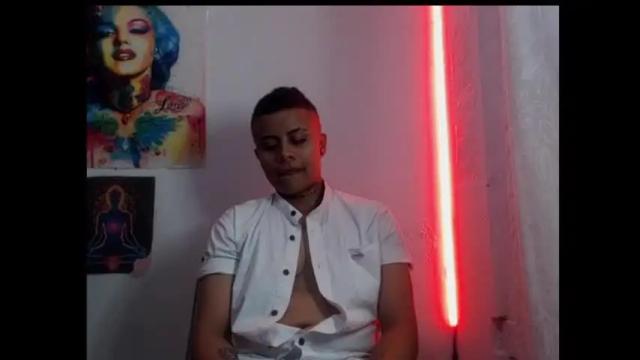 Image 7 of antonhy1020 Stream on Chaturbate on 15 months ago