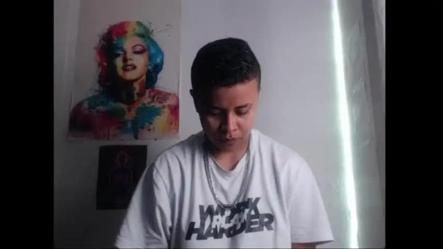 Image 3 of antonhy1020 Stream on Chaturbate on 14 months ago