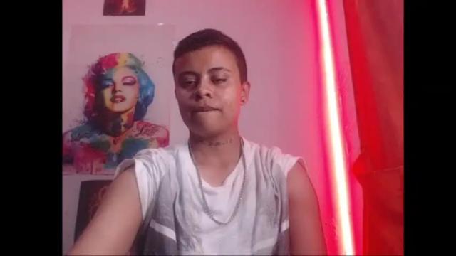 Image 7 of antonhy1020 Stream on Chaturbate on 14 months ago